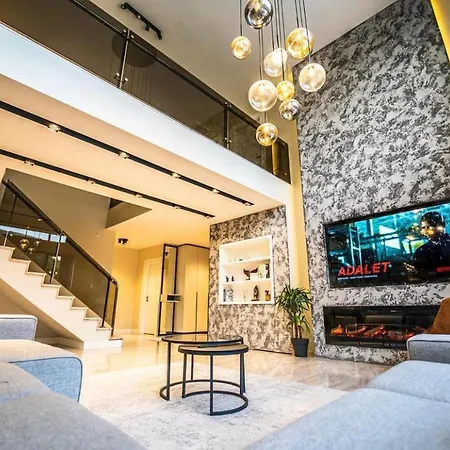 Villa Oasis Estates *